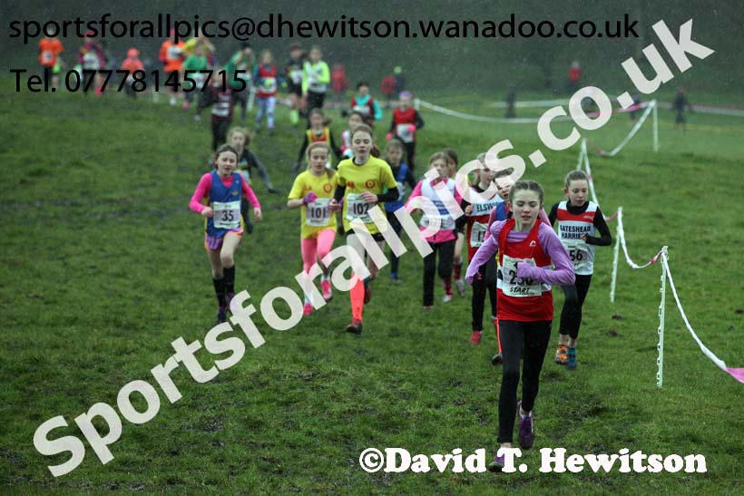 Girls under-11s Start Fitness NEHL, Peterlee, County Durham. Photo: David T. Hewitson/Sports for All Pics